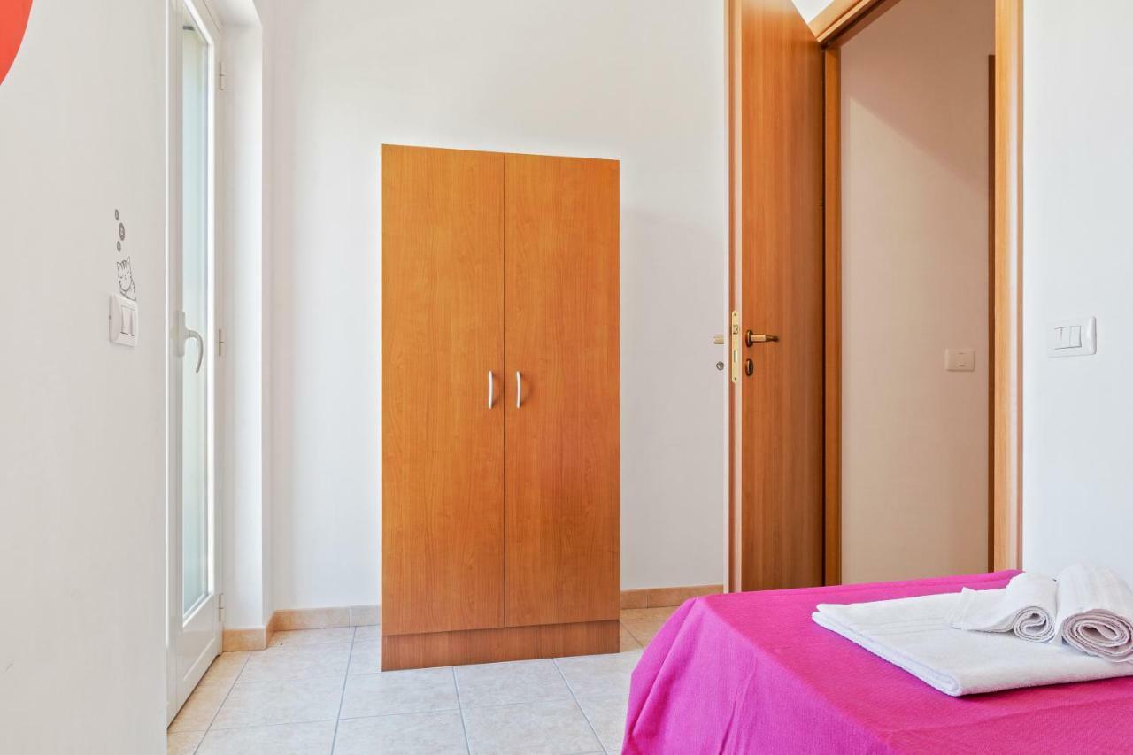 Focallo Seaside Holiday Flat ซานตามาเรีย เดล โฟกัลโล ภายนอก รูปภาพ
